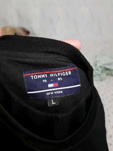 Tommy Hilfiger Black Sweatshirt