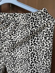 Leopard Print Skinny Woollen Pants
