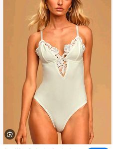 Elegant White Lace Trim Bodysuit