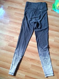 Stylish Ombre Leggings