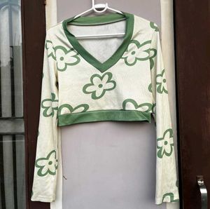 Floral cute crop top🍄