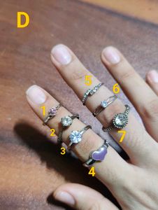 23 Assorted Ring Set
