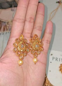 ​✨ Priyaasi Elegant Stone Jewellery Set