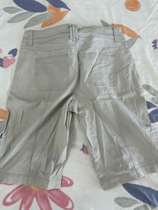 Women's Cargo Capris