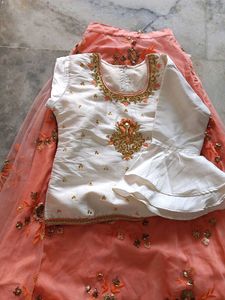 Exquisite Embellished White &amp; Peach Skirt Set