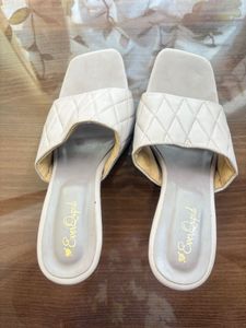 Elegant EverQupid Heeled Slides