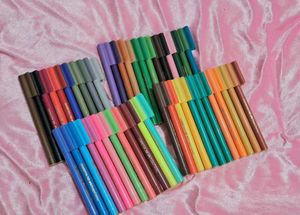 Doms Groovy stationery set