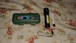 Rechargeable LED Flashlight
