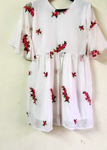 White floral bell sleeve dress