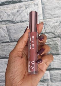 Lakme Strong Espresso Liquid Lipstick