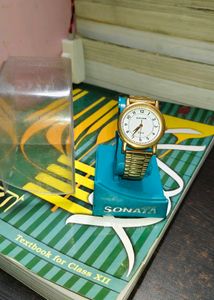 Sonata Analog Watch. premium for men