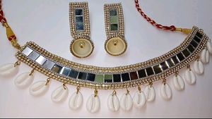 Mirror & Shell Necklace Set