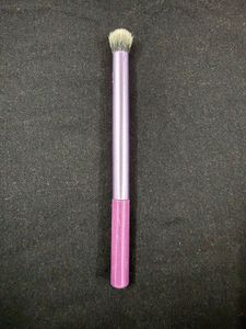 Real Techniques Makeup Brush
