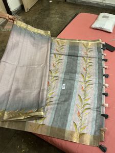 Elegant Grey Saree with Leaf Print