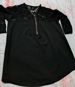 Combo Chic Black Lace &amp; Zip Top with pent