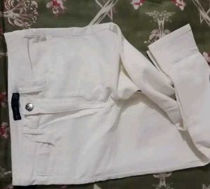 Classic White Skinny Jeans