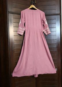 Mauve Pink Chikankari Embroidery Kurta Set