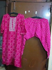 Vibrant Pink Bandhani Kurta Set