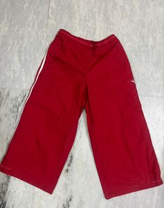 SALE ❗️y2k jorts / capris 🌺