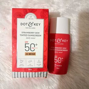 DOT & KEY Strawberry Sunscreen SPF 50