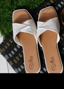 White Criss-Cross Sandals/flats