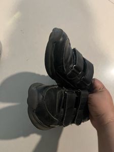 Liberty School Shoes Size 2. (8-10 Yrs)