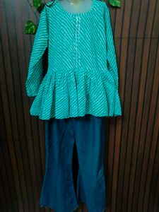 Stylish Teal &amp; White Kurta Set with pant