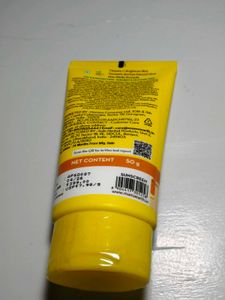Mamaearth Vitamin C Daily Glow Sunscreen SPF 50