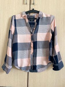 pink  & Navy Plaid Button-Up Shirt