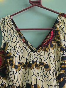 V-Neck Sleeveless Printed Top