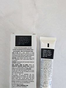 Lakme 9to5 Hya Glam Strobe Cream