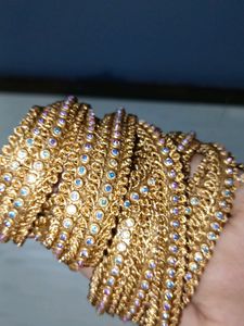 NEW LACE GOLDEN WITH STONES