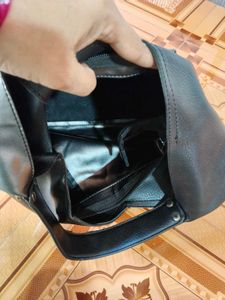 Chic Two-Tone Hobo Handbag