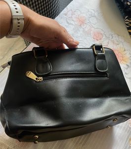 April  Sale 🔥 Black Leather Purse