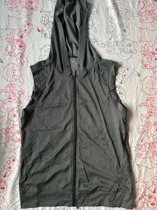 Sleek Grey Sleeveless Zip-Up Hoodie