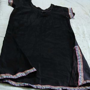 Black Kurta Set with Colorful Neckline