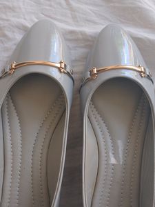 Girlish Leather Belly, Comfortable In Walk,Very Smooth For Skin,Very Sharp From Front,Party Wear
