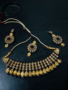 Stunning Black &amp; Gold Jewelry Set🩶