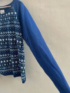 Cozy Navy &amp; White Fair Isle Sweater