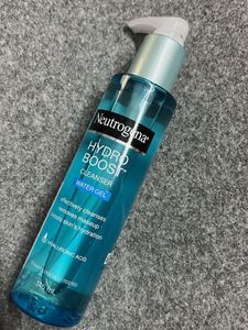 Neutrogena Hydro Boost Cleanser