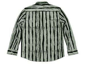 Men beautiful printed shirt size (L)