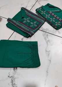Green Kurta Set with Pants &amp; Dupatta XXL