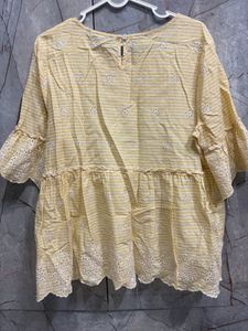 Chic Yellow Broderie Anglaise Top