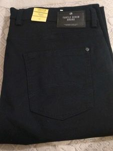 Turtle Denim Black Jeans It's New Piece
