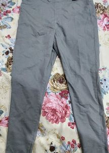Gray Casual Pants( Jeggings 14 REG) MAX COLLECTION