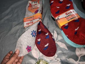 woolen Floral Socks - Combo