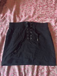 Forever 21 black skirt
