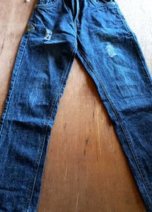 Stylish Ripped Denim Jeans