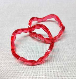 Unique Wavy Bangle Set