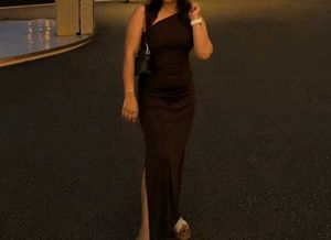 Chic Brown One Shoulder Ruched Dress
